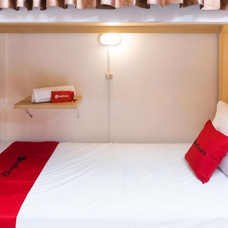 Reddoorz Hostel @ Malang City Center 2 المظهر الخارجي الصورة